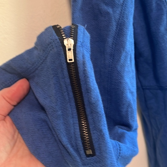 EXCELLENT CONDITION WOMEN’S SIZE LARGE HURLEY WINCHESTER JACKET IN NAVY BLUE - Picture 6 of 10